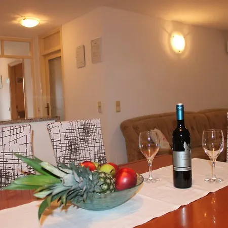 Apartman Luca *
